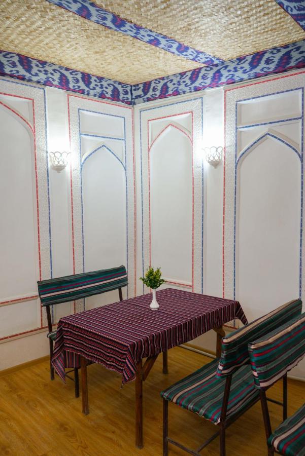 Little Bukhara Hotel Bagian luar foto