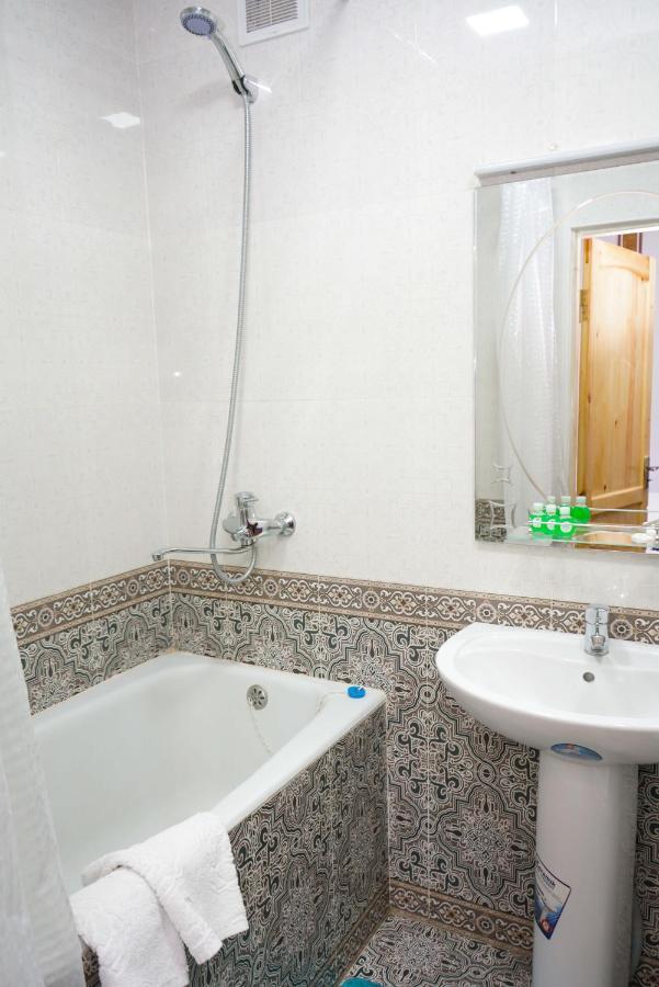 Little Bukhara Hotel Bagian luar foto